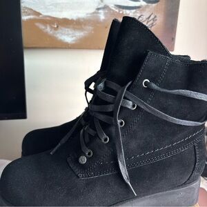 BearPaw Black Lace Up Women's Boots